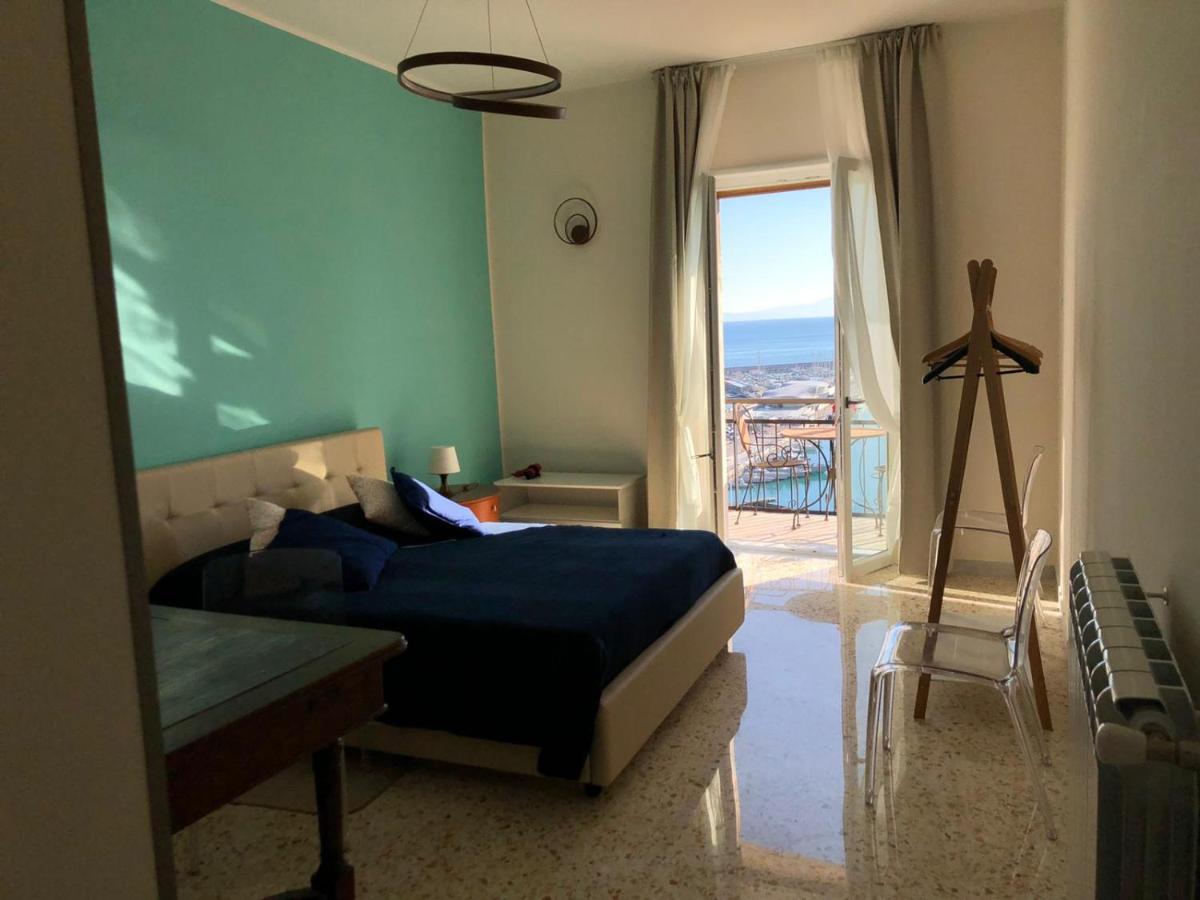 サレルノ Casa Sul Mare Bed & Breakfast エクステリア 写真